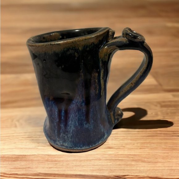 pottery  Studio Art Pottery Blue Drip Glazed Ceramic Stoneware Mug Coffee Tea - Picture 1 of 7